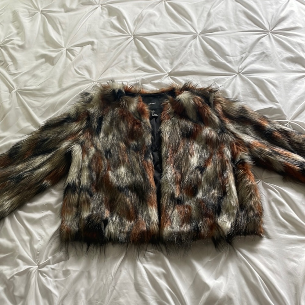 Faux fur coat only worn once